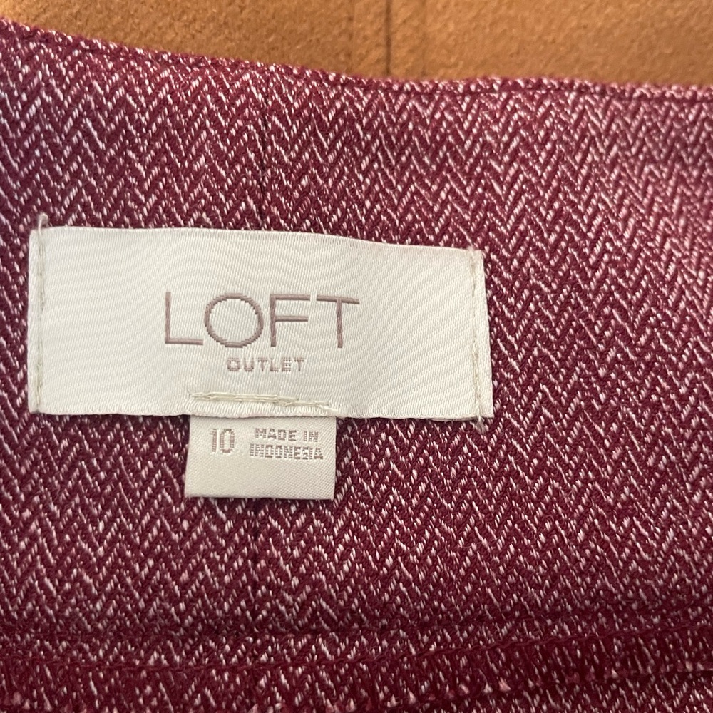 LOFT Black, Houndstooth, Tan & Burgundy Pencil Skirt Set - Picture 9 of 14